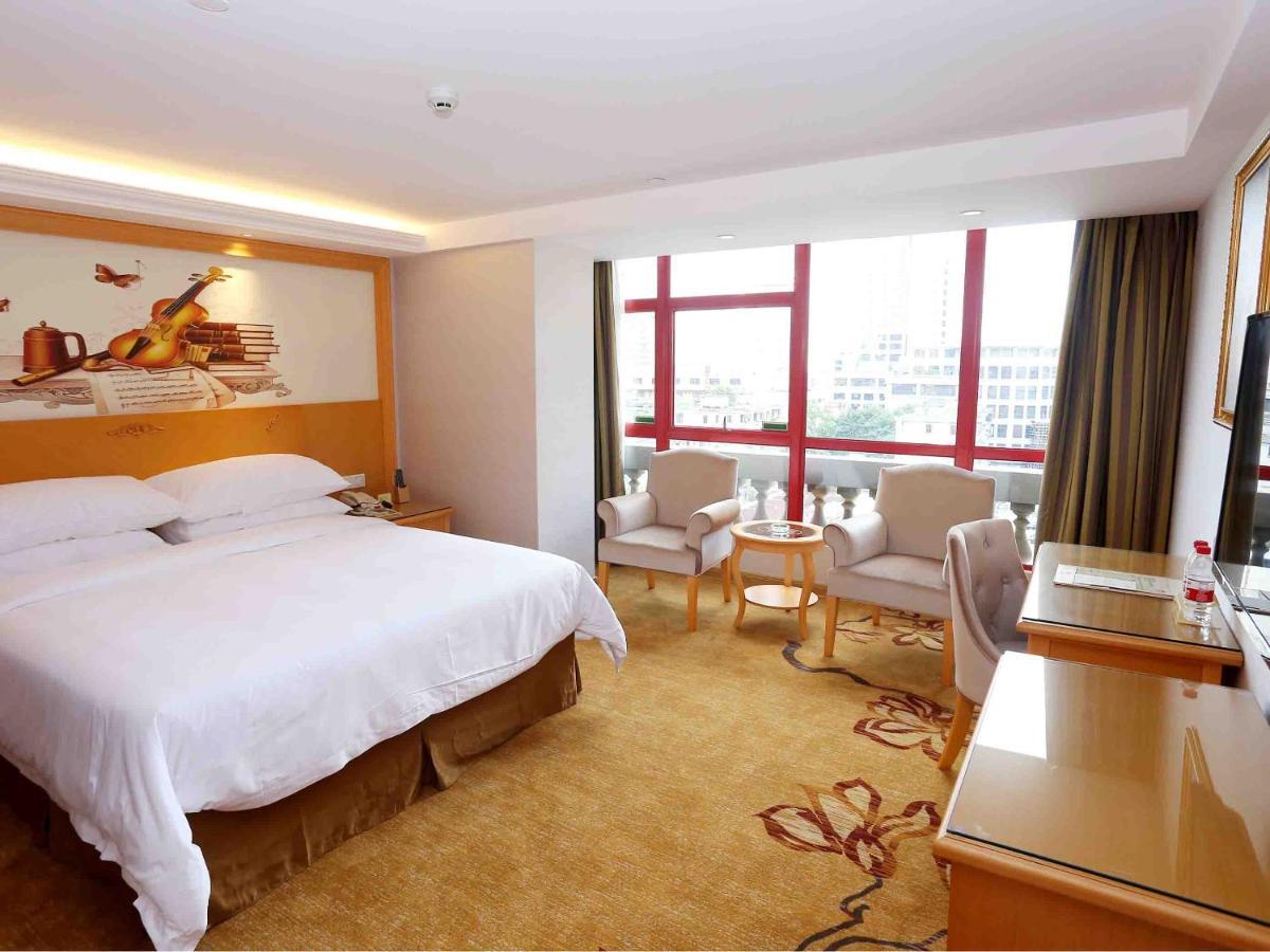 Vienna Hotel Zhongshan West District Экстерьер фото