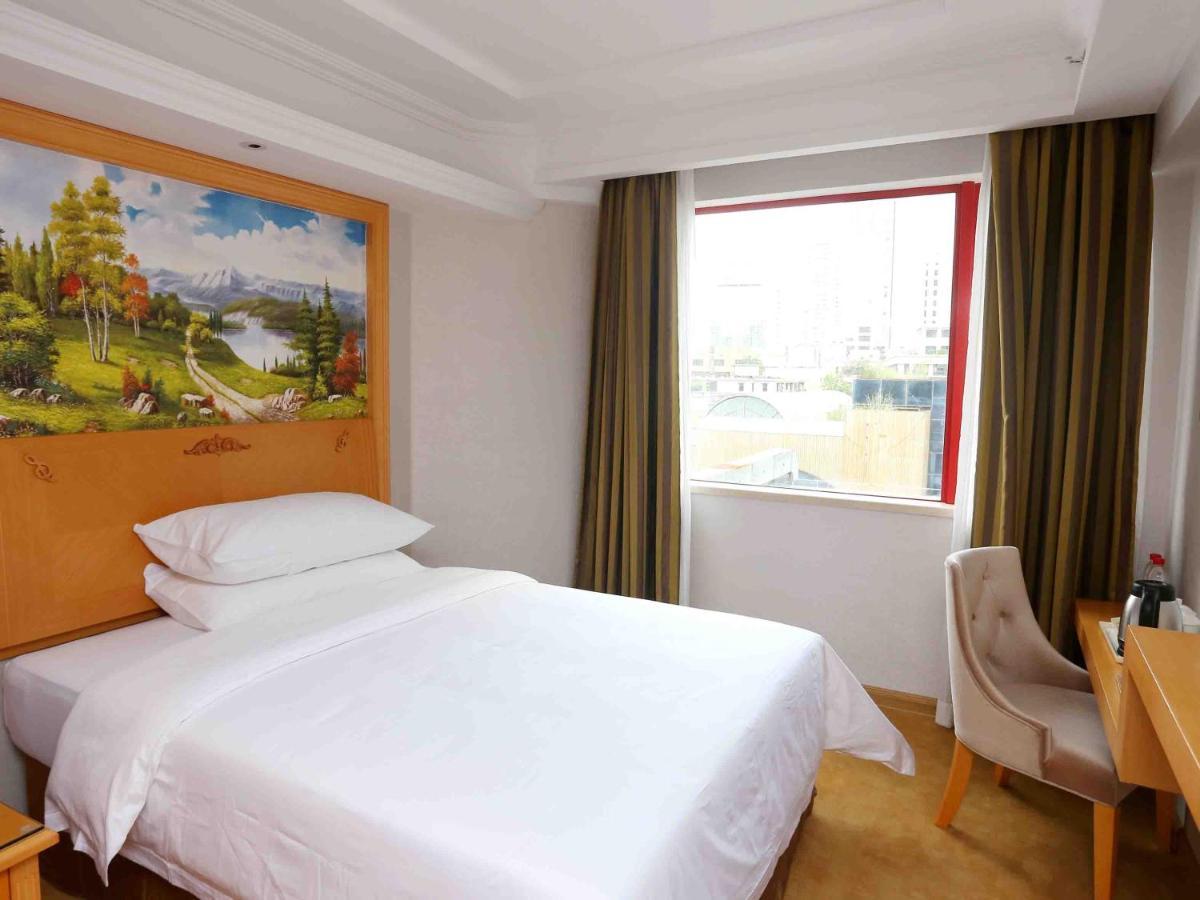 Vienna Hotel Zhongshan West District Экстерьер фото